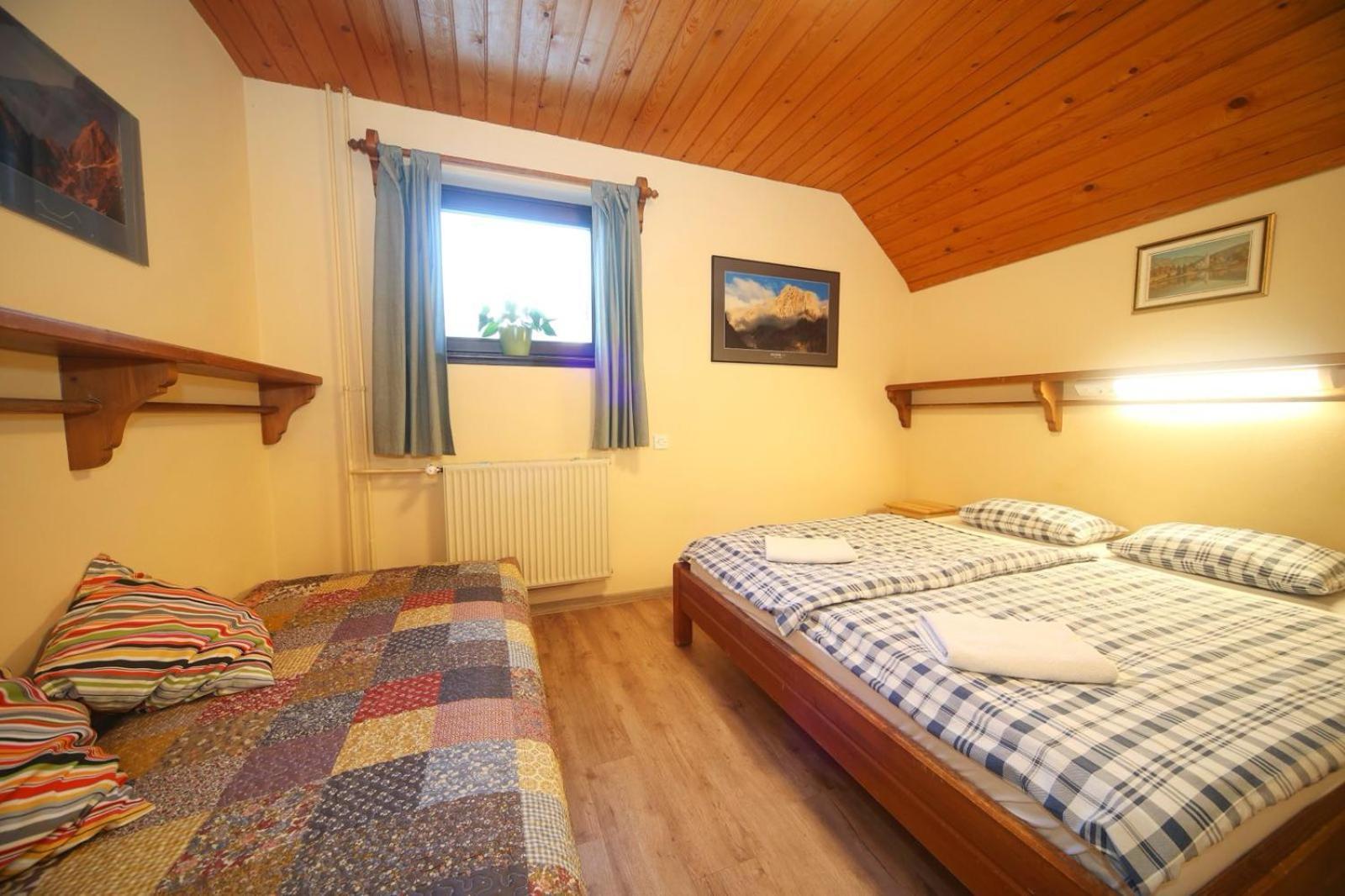 Planinska Koca Na Gozdu Ξενοδοχείο Kranjska Gora Εξωτερικό φωτογραφία