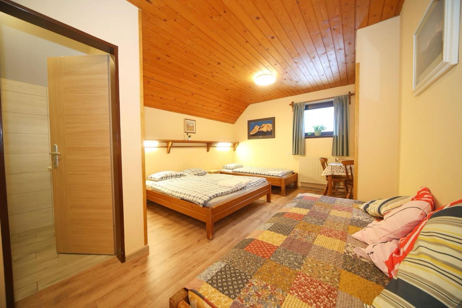 Planinska Koca Na Gozdu Ξενοδοχείο Kranjska Gora Εξωτερικό φωτογραφία
