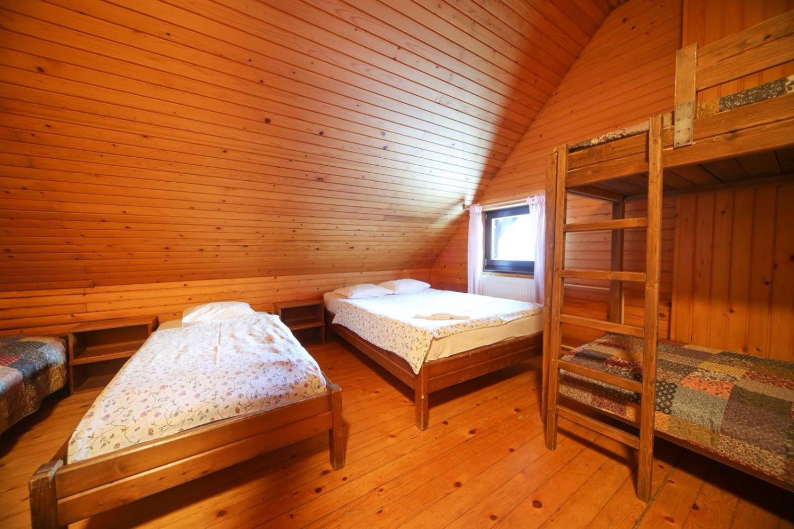 Planinska Koca Na Gozdu Ξενοδοχείο Kranjska Gora Εξωτερικό φωτογραφία