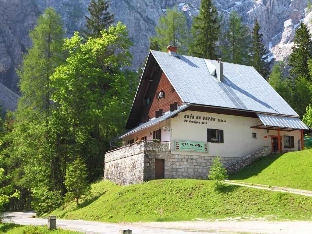 Planinska Koca Na Gozdu Ξενοδοχείο Kranjska Gora Εξωτερικό φωτογραφία